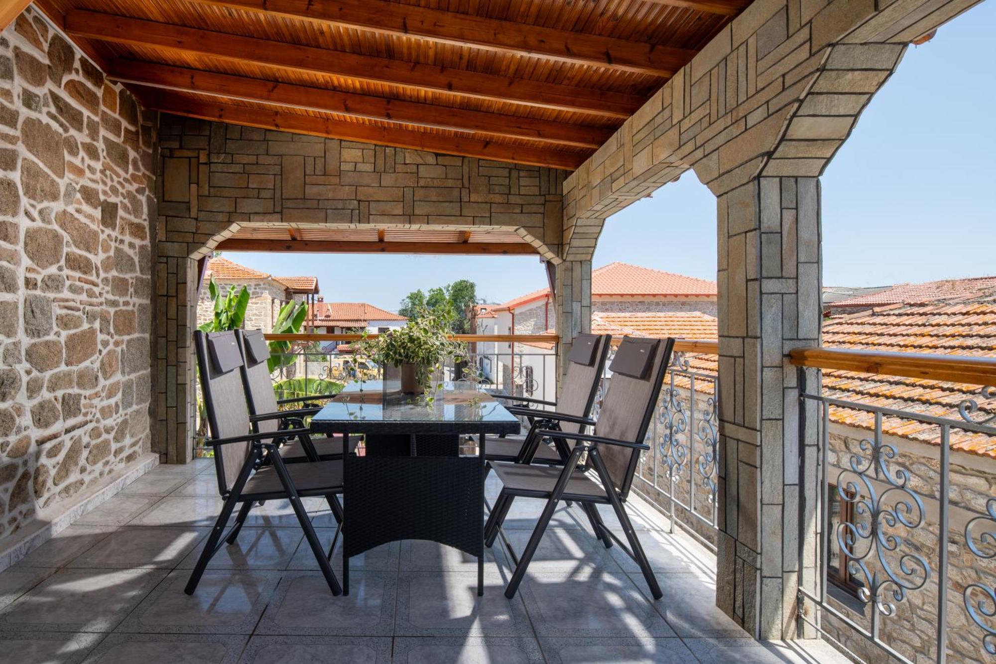House Draganis Holiday home *